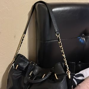 Beautiful Gianni Binni black handbag!